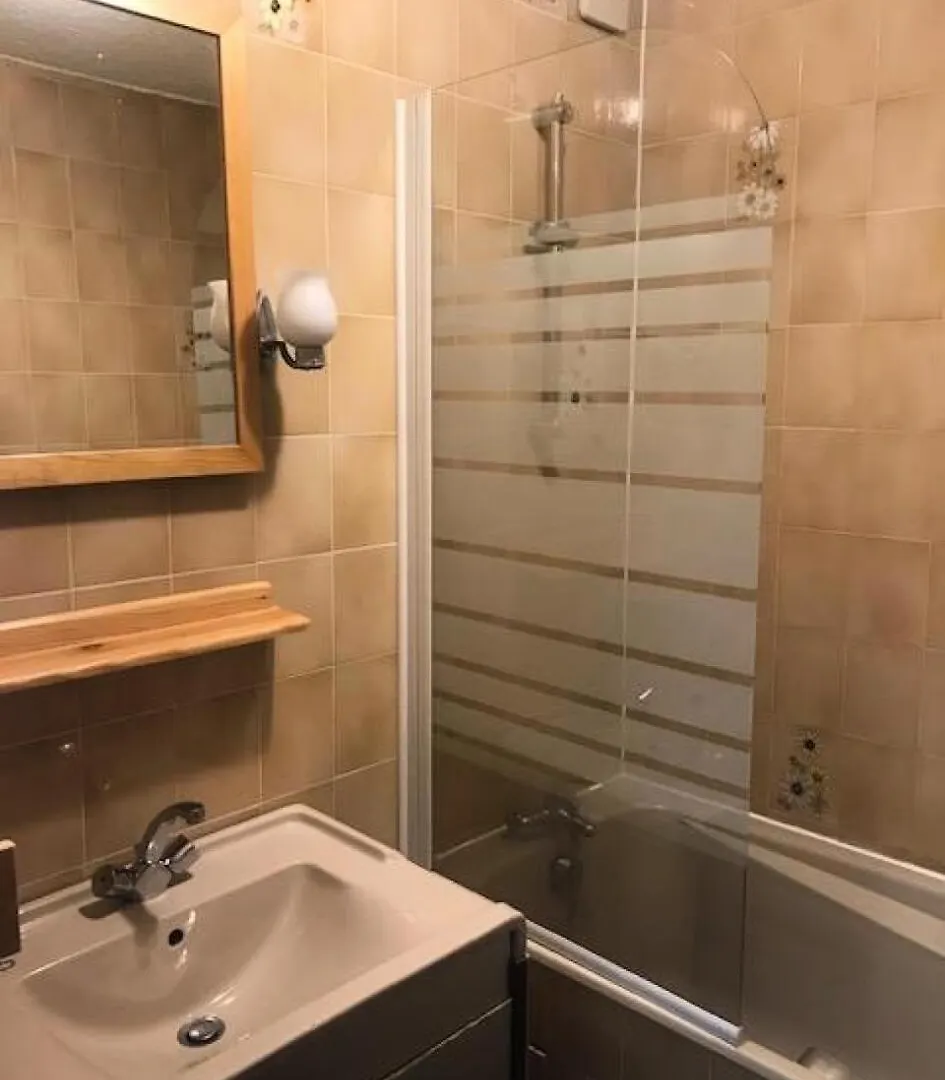 Residence Serac - 2 Pieces Cabine Pour 4 Personnes Au Pied Des Pistes Mae-7611 Val Thorens